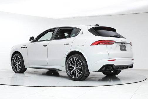 2026 Maserati Grecale Modena