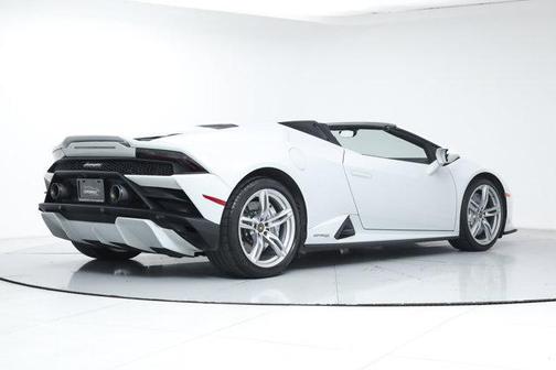 2023 Lamborghini Huracan EVO Spyder RWD