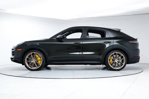 2022 Porsche Cayenne Turbo GT