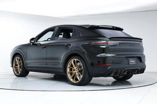 2022 Porsche Cayenne Turbo GT