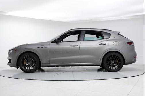 Grigio Metallic 2022 Maserati Levante GT