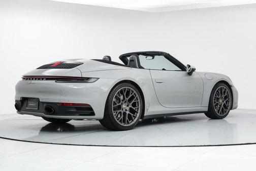 2024 Porsche 911 Carrera