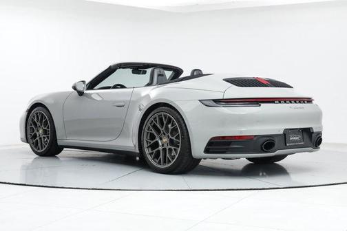 2024 Porsche 911 Carrera
