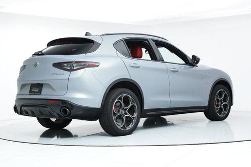 2025 Alfa Romeo Stelvio Sprint AWD