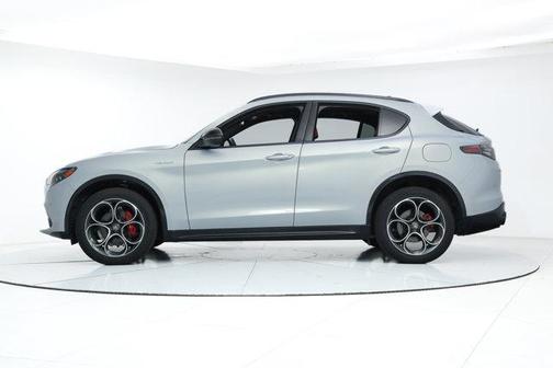 2025 Alfa Romeo Stelvio Sprint AWD