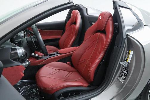 2022 Ferrari 812 GTS Convertible