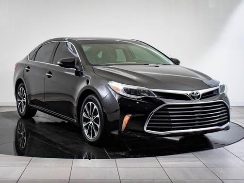 2016 Toyota Avalon XLE Plus