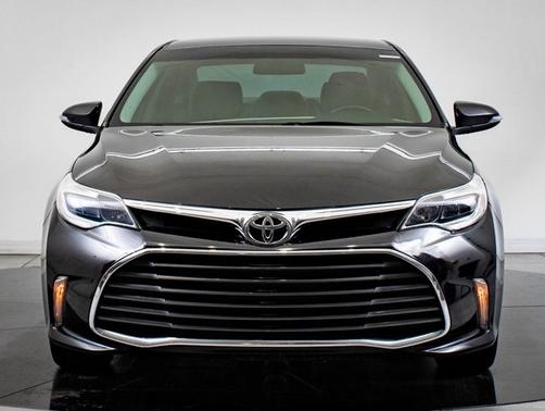 2016 Toyota Avalon XLE Plus