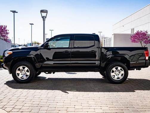 2020 Toyota Tacoma SR