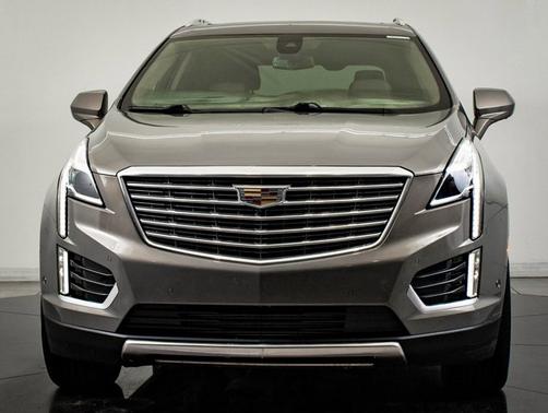 2018 Cadillac XT5 Platinum