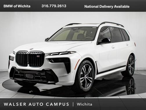 2023 BMW X7 M60i