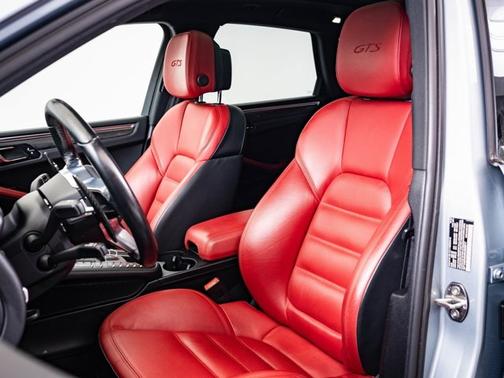 2021 Porsche Macan GTS