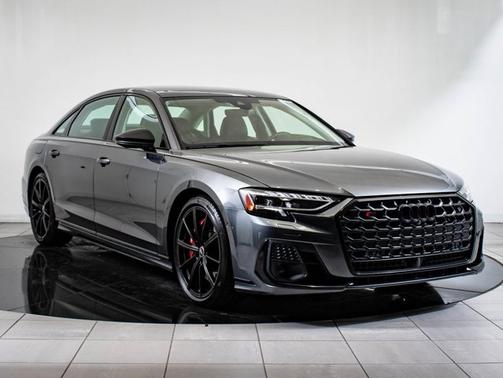 2022 Audi S8 4.0T