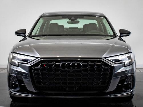 2022 Audi S8 4.0T