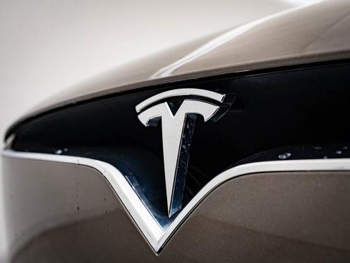 2016 Tesla Model X 90D