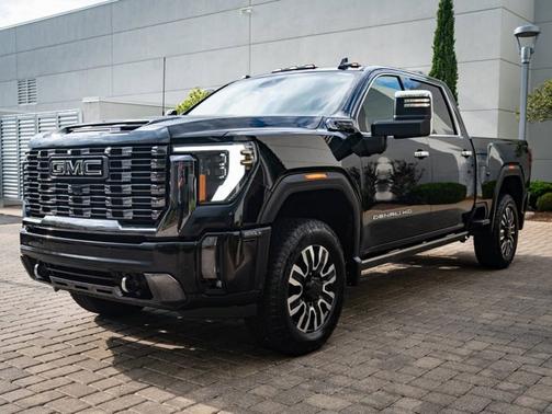 2024 GMC Sierra 2500 Denali