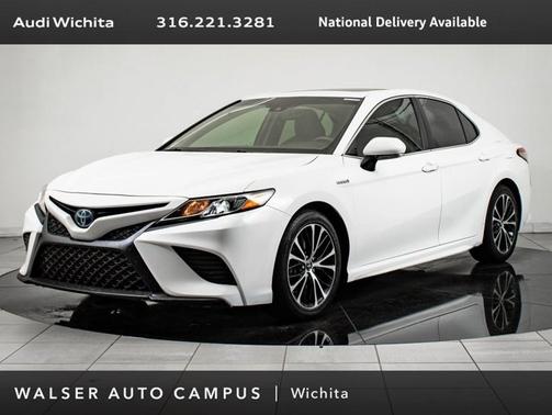 2018 Toyota Camry Hybrid SE