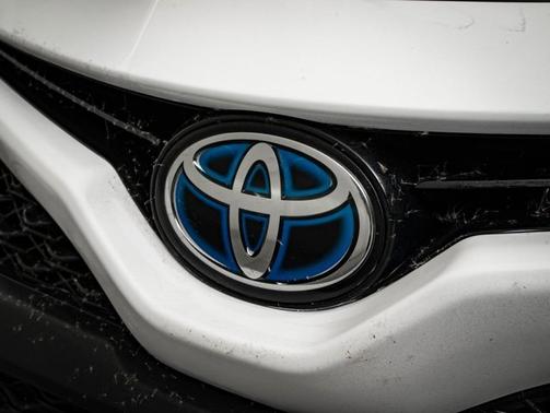 2018 Toyota Camry Hybrid SE