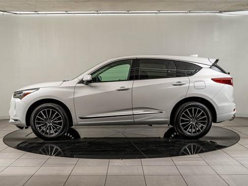 Platinum White Pearl 2026 Acura RDX w/Advance Package