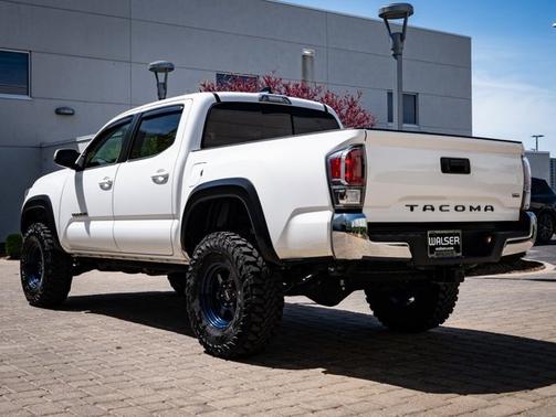 2020 Toyota Tacoma Base
