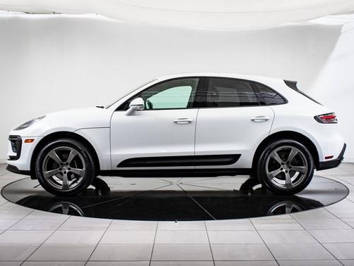2024 Porsche Macan 