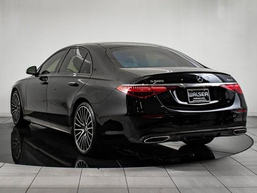 Black 2024 Mercedes-Benz S-Class S 580