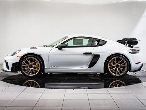 2025 Porsche 718 Cayman GT4 RS