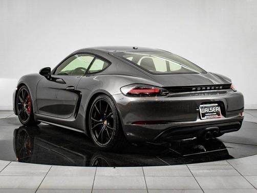 2018 Porsche 718 Cayman S