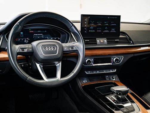 Black Metallic 2023 Audi Q5 S line Premium Plus