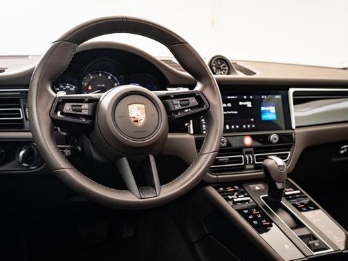 2024 Porsche Macan