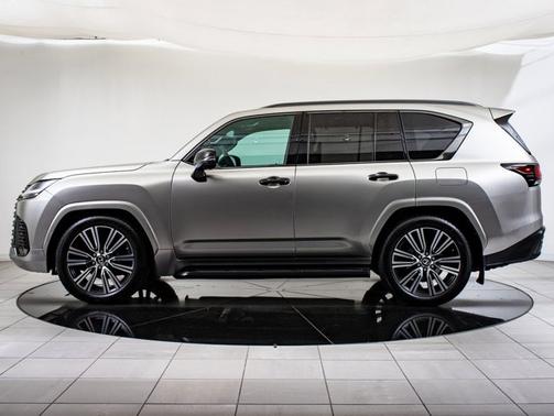 2023 Lexus LX 600 Luxury