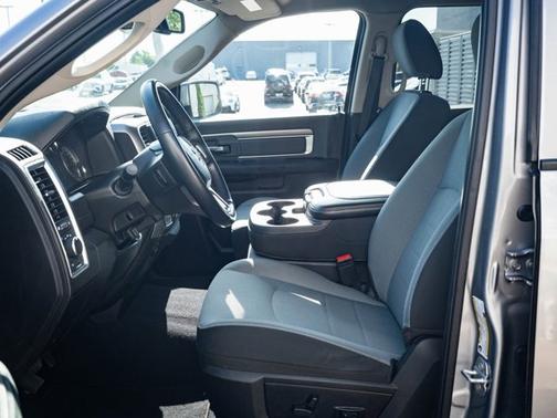 2022 RAM 1500 SLT