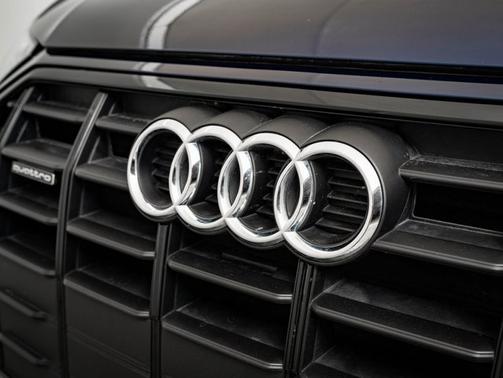 2025 Audi Q5 Premium