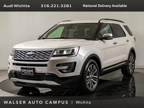White Platinum Metallic Tri-Coat 2017 Ford Explorer Platinum