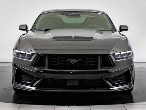 2025 Ford Mustang Dark Horse