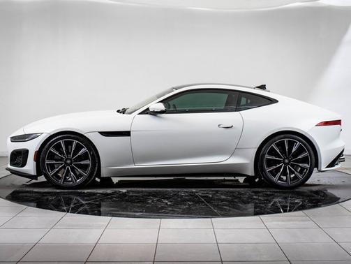2022 Jaguar F-TYPE R