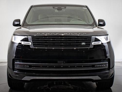 2024 Land Rover Range Rover SE