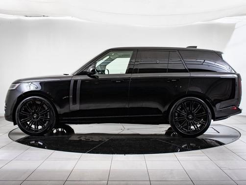 2024 Land Rover Range Rover SE