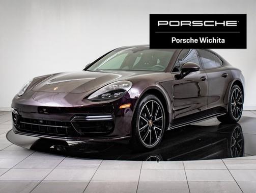 2023 Porsche Panamera GTS