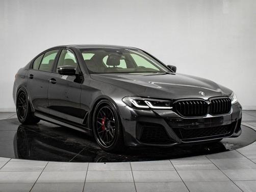 Dark Graphite Metallic 2023 BMW 540 540i