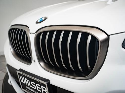 2019 BMW X3 M40i