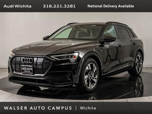 2022 Audi e-tron Premium