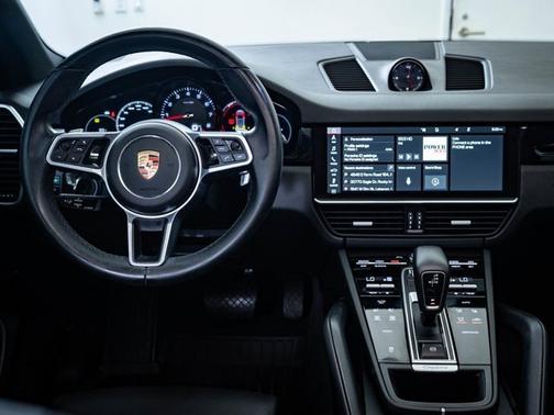 2021 Porsche Cayenne 