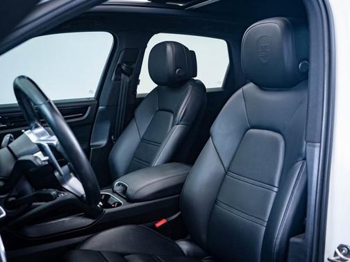 2021 Porsche Cayenne 