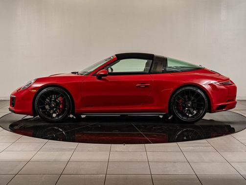 2017 Porsche 911 Targa 4 GTS