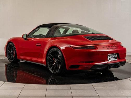 2017 Porsche 911 Targa 4 GTS
