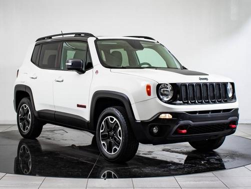 2016 Jeep Renegade Trailhawk