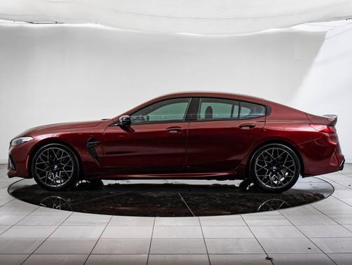 2022 BMW M8 Competition