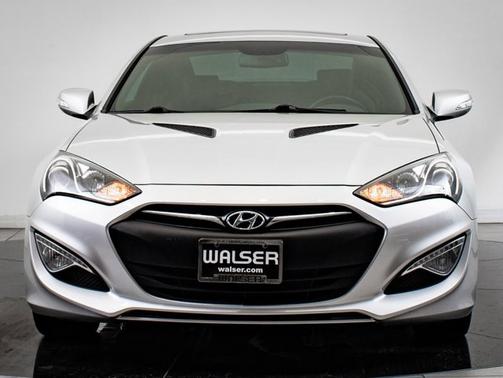 2013 Hyundai Genesis Coupe 3.8 Track