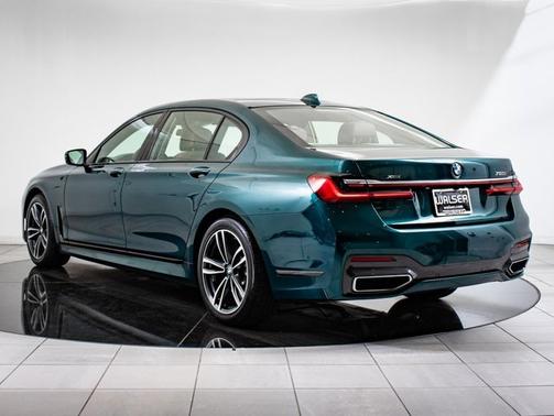 2022 BMW 750 750i xDrive